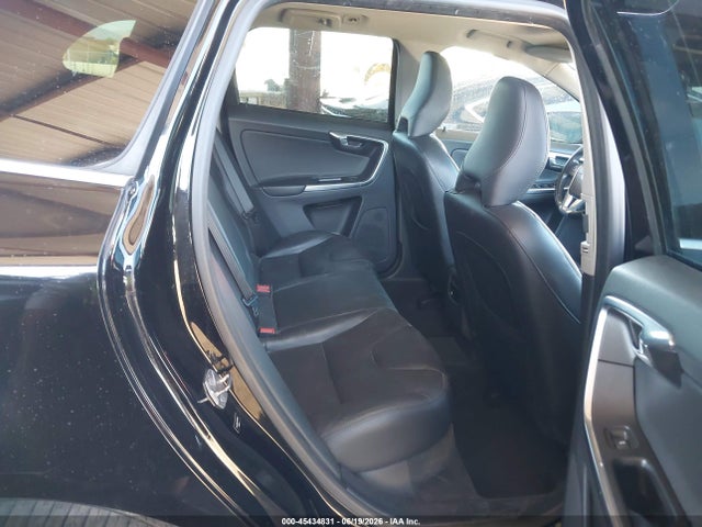Продажа на аукционе авто 2015 Volvo Xc60 T5 Premier, vin: YV440MDKXF2698485, номер лота: 45434831