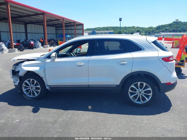 2019 Lincoln Mkc Select მანქანა იყიდება აუქციონზე, vin: 5LMCJ2D94KUL44403, აუქციონის ნომერი: 45434836