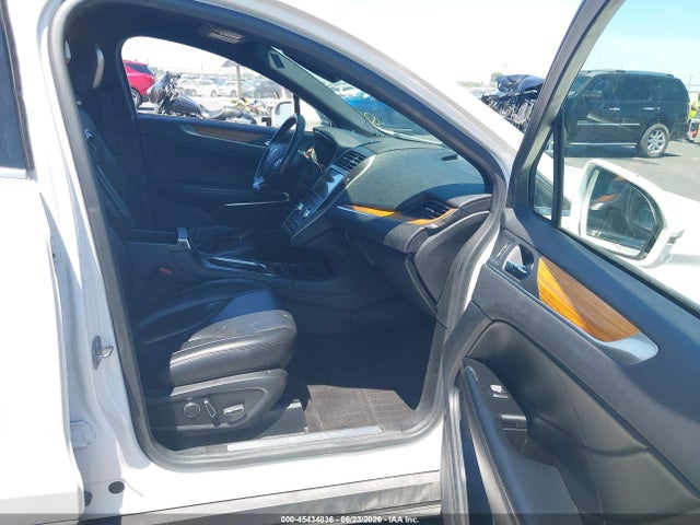 2019 Lincoln Mkc Select მანქანა იყიდება აუქციონზე, vin: 5LMCJ2D94KUL44403, აუქციონის ნომერი: 45434836