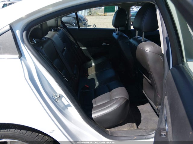 1G1PE5SB8F7238019 Chevrolet Cruze 2lt Auto