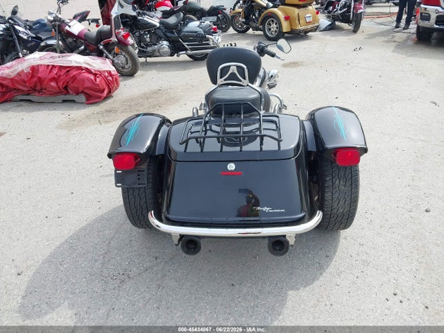 Harley-Davidson Flrt Free Wheeler 2015 1HD1MCM14FB859844 Image 6