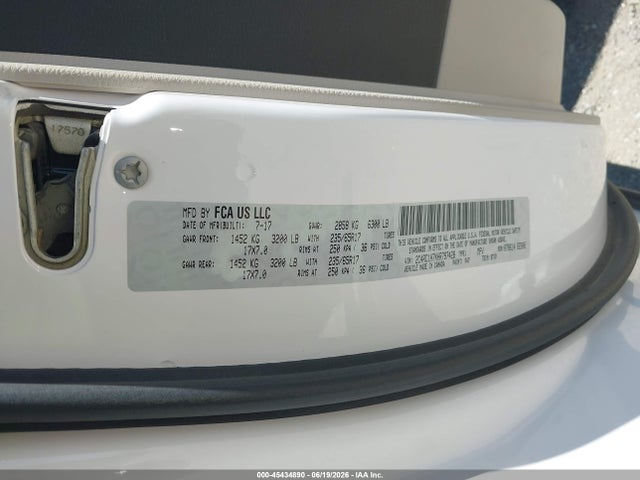Chrysler Pacifica Hybrid Touring Plus 2017 2C4RC1H7XHR797428 Image 9