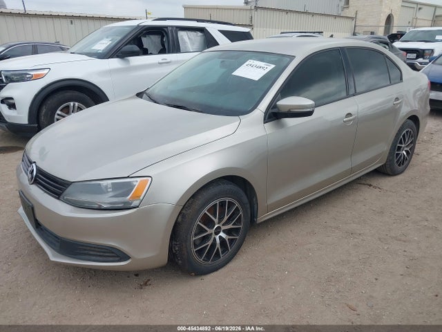 45434892 :رقم المزاد ، 3VWD07AJ4EM225718 vin ، 2014 Volkswagen Jetta 1.8t Se مزاد بيع