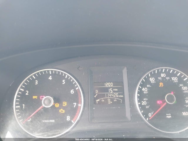 45434892 :رقم المزاد ، 3VWD07AJ4EM225718 vin ، 2014 Volkswagen Jetta 1.8t Se مزاد بيع