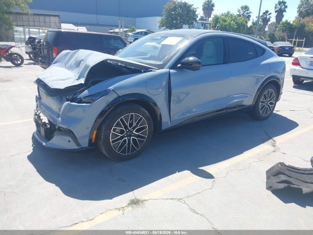 Ford Mustang Mach-e Premium 2024 3FMTK3R40RMA38297 Image 2