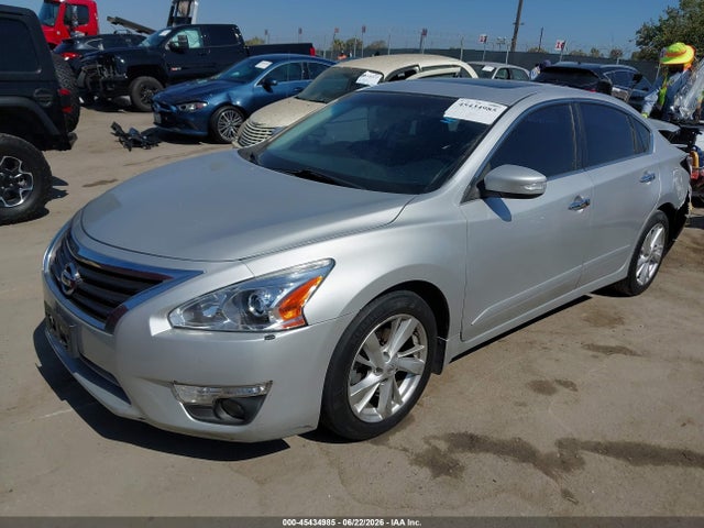 Nissan Altima 2.5 Sv 2014 1N4AL3AP7EN237903 Image 2
