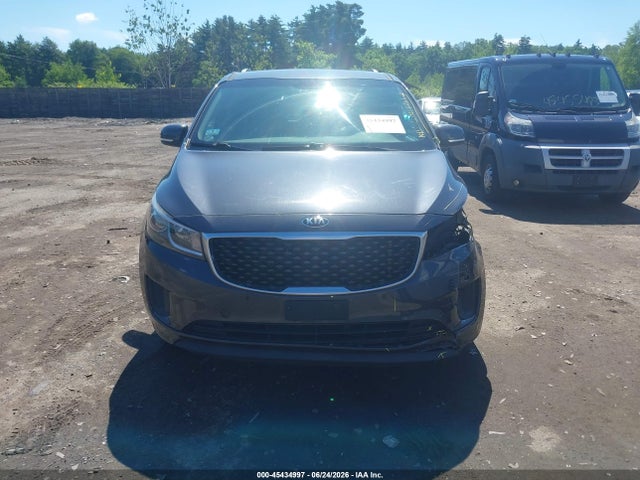 KIA SEDONA LX 2017 KNDMB5C18H6253332 Image 13