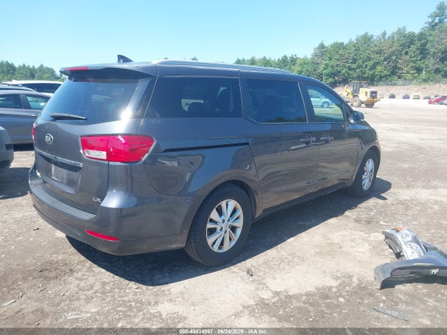 KIA SEDONA LX 2017 KNDMB5C18H6253332 Image 4