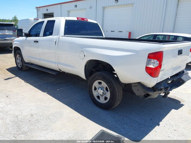 Продаж на аукціоні авто 2017 Toyota Tundra Sr 5.7l V8, vin: 5TFCY5F12HX021910, номер лоту: 45435028