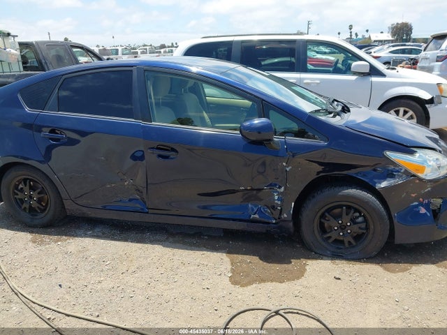 Toyota Prius Three 2015 JTDKN3DUXF0436758 Image 6