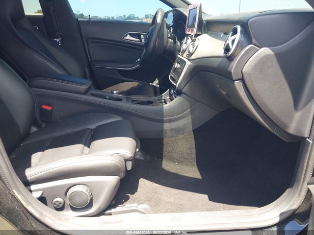 Продаж на аукціоні авто 2016 Mercedes-benz Cla 250, vin: WDDSJ4EB8GN375290, номер лоту: 45435045