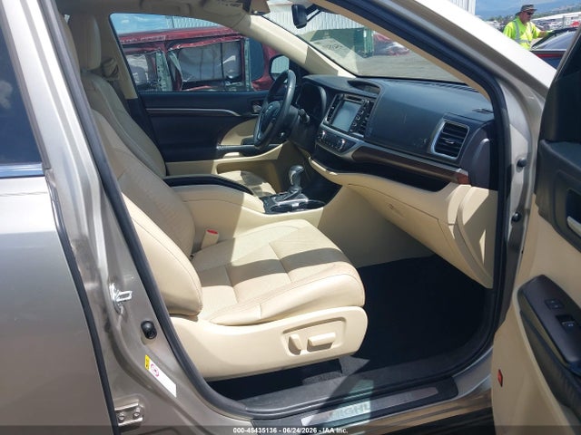 Toyota Highlander Limited V6 2015 5TDYKRFH6FS116100 Image 5
