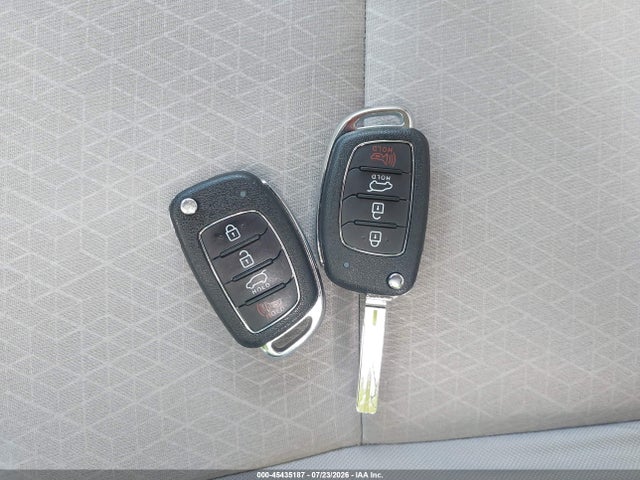 Hyundai TUCSON SE 2018 KM8J23A41JU700570 Image 11