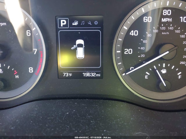 Hyundai TUCSON SE 2018 KM8J23A41JU700570 Image 16