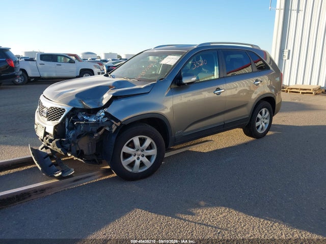 45435210 :رقم المزاد ، 5XYKTDA29DG376428 vin ، 2013 Kia Sorento Lx V6 مزاد بيع
