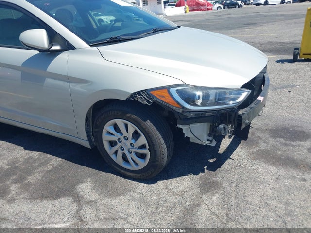 Hyundai ELANTRA SE 2017 KMHD74LFXHU398595 Image 14