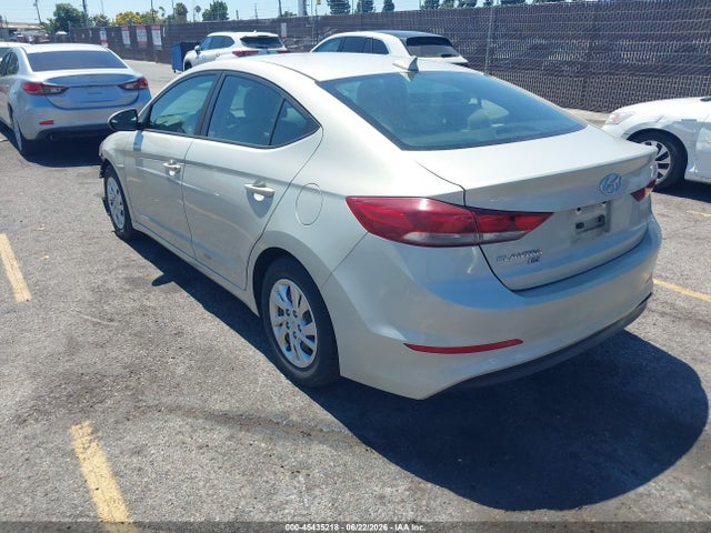 Hyundai ELANTRA SE 2017 KMHD74LFXHU398595 Image 3