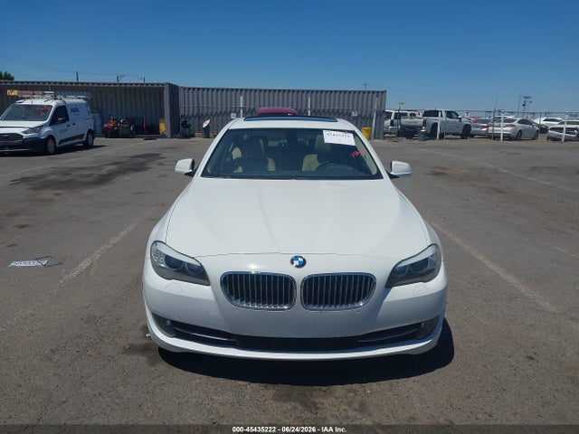 2011 Bmw 528i მანქანა იყიდება აუქციონზე, vin: WBAFR1C53BC672789, აუქციონის ნომერი: 45435222