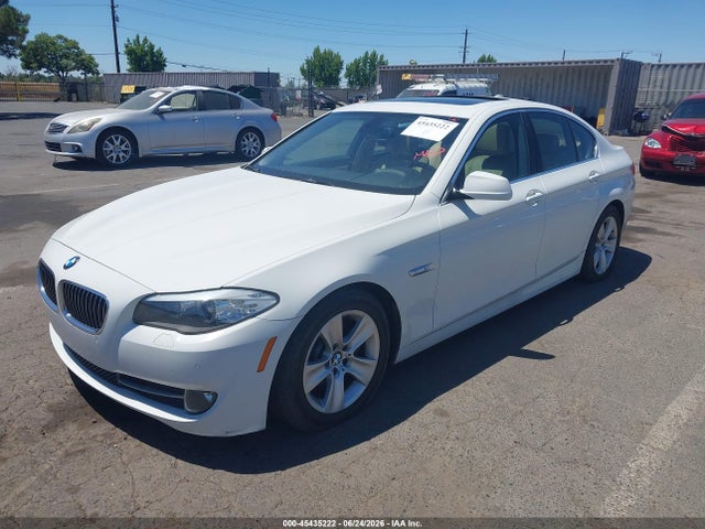 2011 Bmw 528i მანქანა იყიდება აუქციონზე, vin: WBAFR1C53BC672789, აუქციონის ნომერი: 45435222
