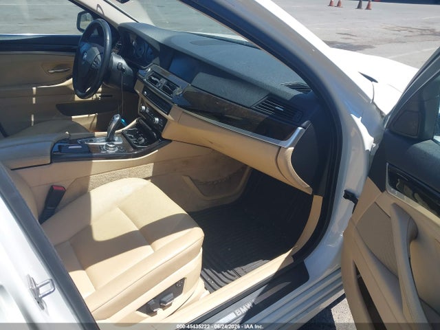 2011 Bmw 528i მანქანა იყიდება აუქციონზე, vin: WBAFR1C53BC672789, აუქციონის ნომერი: 45435222