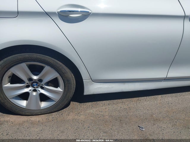 2011 Bmw 528i მანქანა იყიდება აუქციონზე, vin: WBAFR1C53BC672789, აუქციონის ნომერი: 45435222