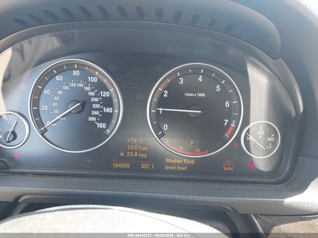 2011 Bmw 528i მანქანა იყიდება აუქციონზე, vin: WBAFR1C53BC672789, აუქციონის ნომერი: 45435222