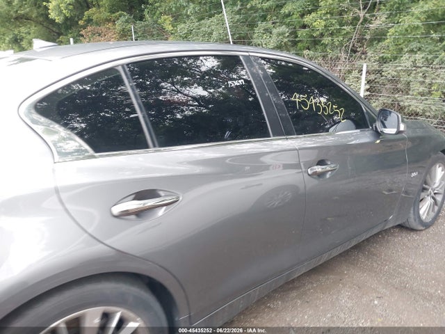 Продаж на аукціоні авто 2018 Infiniti Q50 3.0t Luxe, vin: JN1EV7AP4JM352894, номер лоту: 45435252