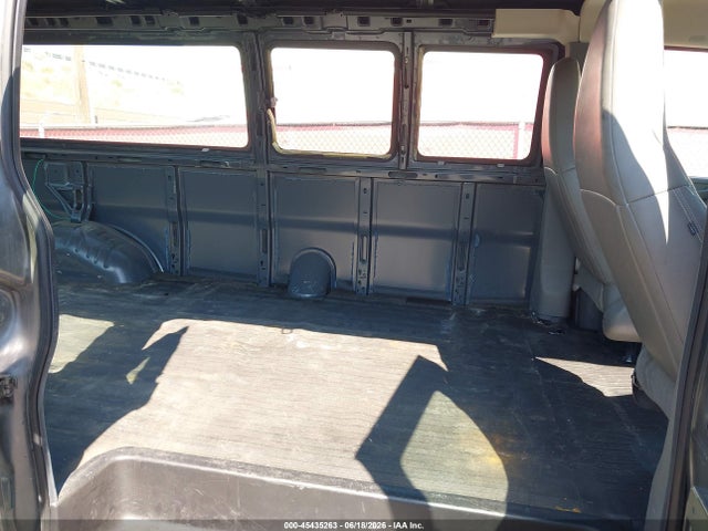 Chevrolet Express 3500 Work Van 2017 1GCZGHFF7H1246448 Image 7