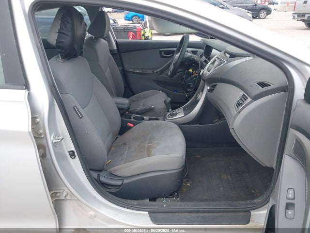 Продажа на аукционе авто 2012 Hyundai Elantra Gls/limited, vin: KMHDH4AE6CU469131, номер лота: 45435264