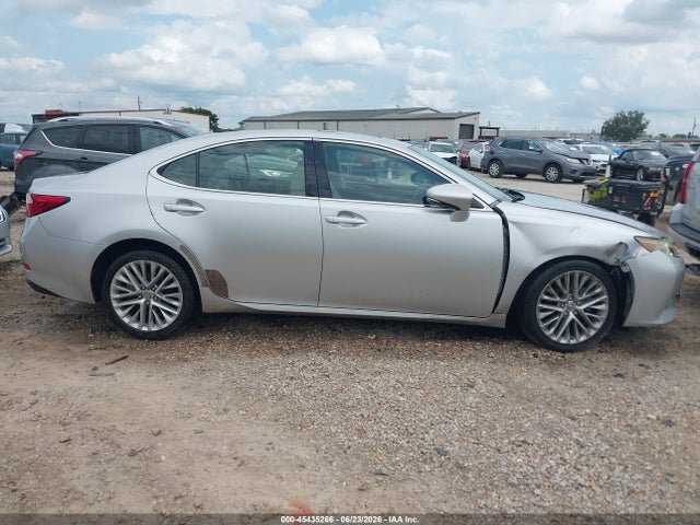 45435266 :رقم المزاد ، JTHBK1GG1D2037613 vin ، 2013 Lexus Es 350 مزاد بيع