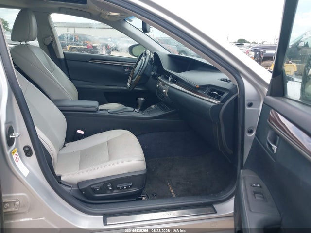 45435266 :رقم المزاد ، JTHBK1GG1D2037613 vin ، 2013 Lexus Es 350 مزاد بيع