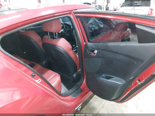 45435296 :رقم المزاد ، KMHTC6AD1FU220432 vin ، 2015 Hyundai Veloster Flex مزاد بيع