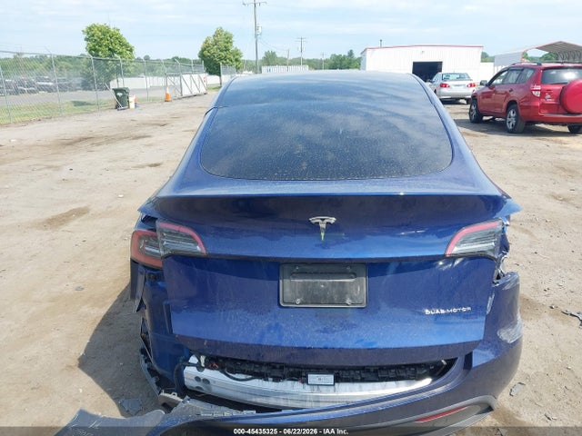 Продаж на аукціоні авто 2024 Tesla Model Y Long Range Dual Motor All-wheel Drive, vin: 7SAYGAEEXRF206209, номер лоту: 45435325