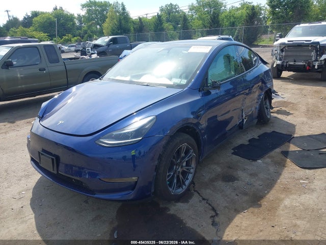 Продаж на аукціоні авто 2024 Tesla Model Y Long Range Dual Motor All-wheel Drive, vin: 7SAYGAEEXRF206209, номер лоту: 45435325