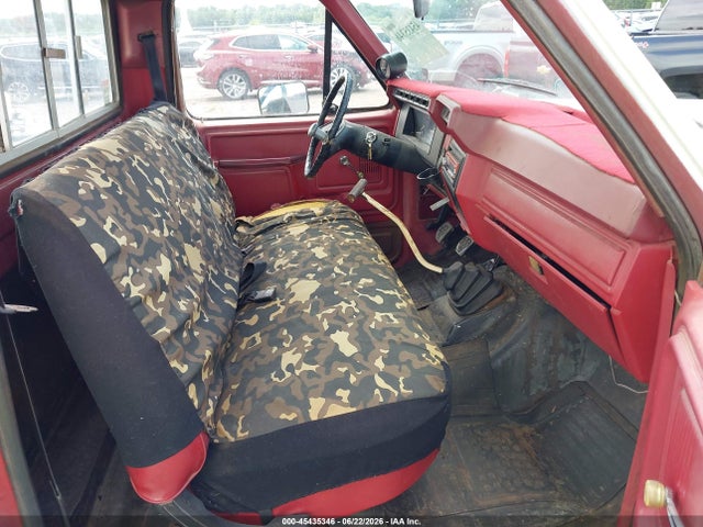 Auction sale of the 1983 Ford F250, vin: 1FTFF25Y5DPA98586, lot number: 45435346