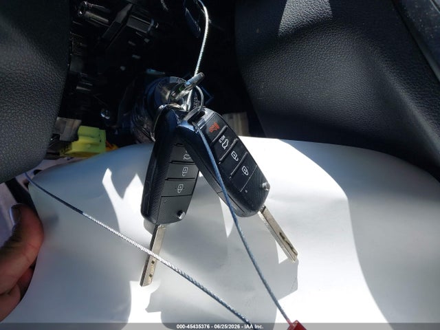 KIA Optima Lx 2018 5XXGT4L37JG264089 Image 11