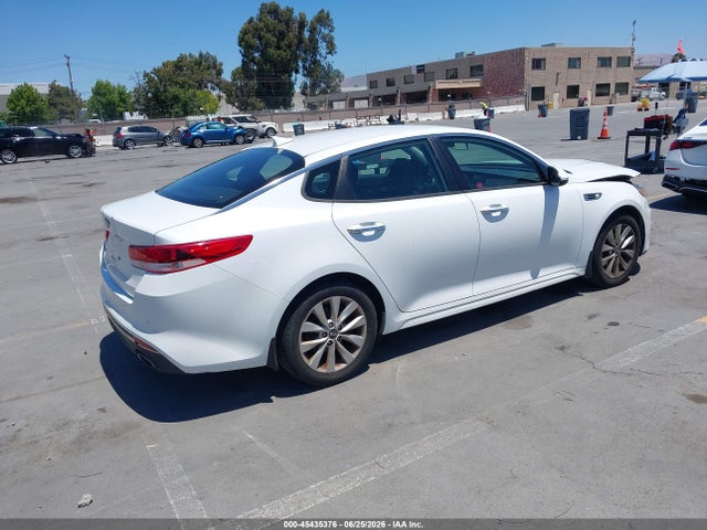 KIA Optima Lx 2018 5XXGT4L37JG264089 Image 4
