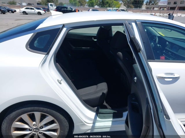KIA Optima Lx 2018 5XXGT4L37JG264089 Image 8