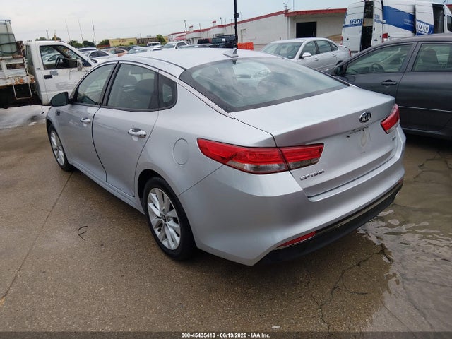 KIA OPTIMA EX 2016 5XXGU4L31GG067232 Image 3