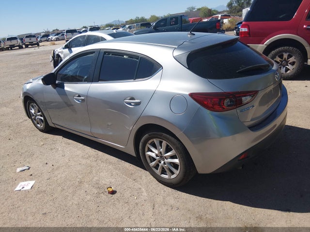 JM1BM1K7XG1322582 Mazda Mazda3 I Sport