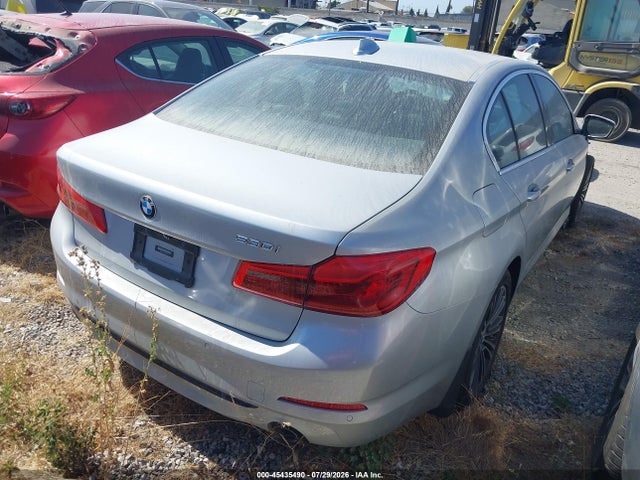 BMW 530I 2019 WBAJA5C50KWW16591 Image 4