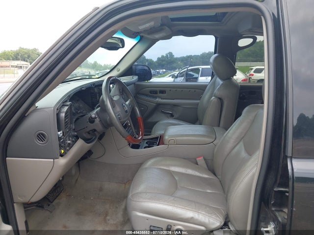 2005 Cadillac Escalade Esv Standard მანქანა იყიდება აუქციონზე, vin: 3GYFK66N05G103667, აუქციონის ნომერი: 45435552
