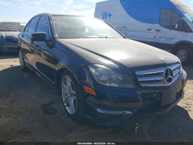 Aukcja sprzedaży 2013 Mercedes-benz C 250 Sport, vin: WDDGF4HB8DR265816, numer aukcji: 45435564
