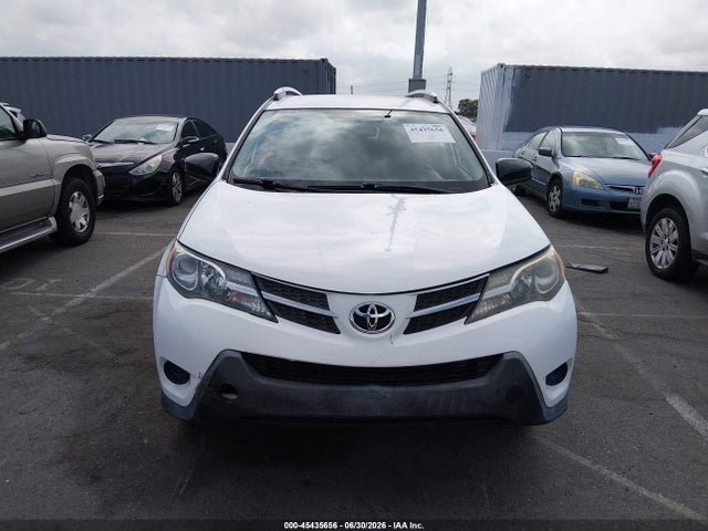 Toyota RAV4 LE 2015 JTMZFREV8FD053450 Image 12