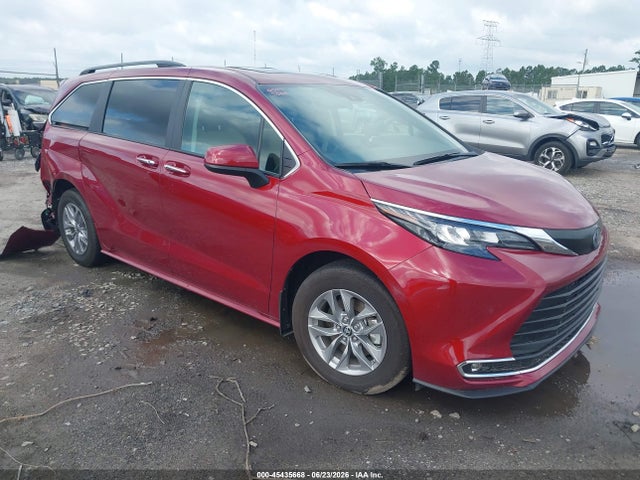 Toyota SIENNA XLE 2024 5TDYRKEC9RS215720 главное изображение