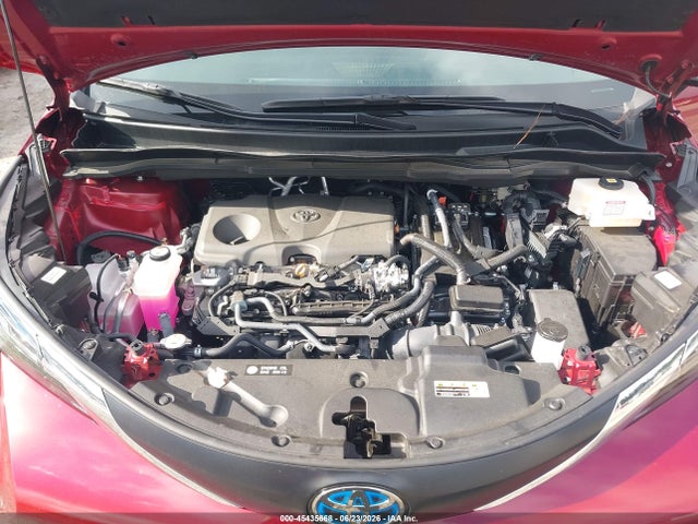 5TDYRKEC9RS215720 Toyota SIENNA XLE