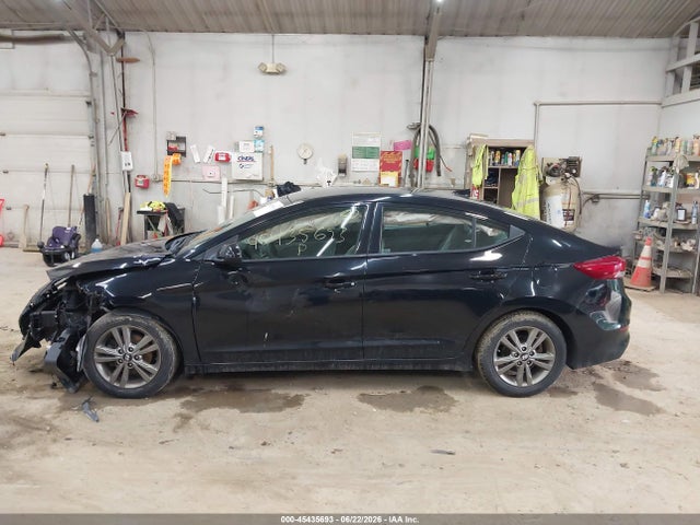 Продажа на аукционе авто 2018 Hyundai Elantra Sel, vin: 5NPD84LF1JH242026, номер лота: 45435693