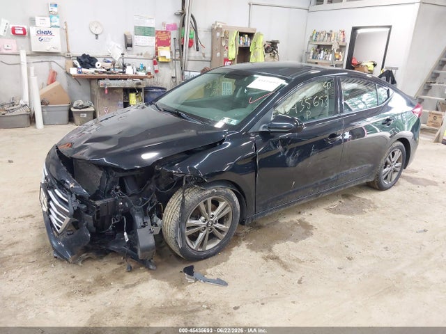 Продажа на аукционе авто 2018 Hyundai Elantra Sel, vin: 5NPD84LF1JH242026, номер лота: 45435693