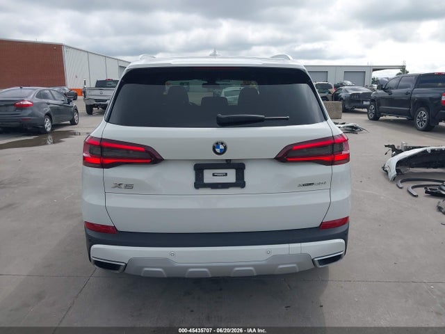 45435707 :رقم المزاد ، 5UXCR6C06N9L57105 vin ، 2022 Bmw X5 Xdrive40i مزاد بيع