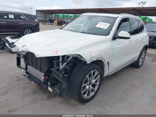 45435707 :رقم المزاد ، 5UXCR6C06N9L57105 vin ، 2022 Bmw X5 Xdrive40i مزاد بيع